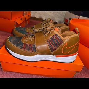 Nike zoom Revis camo sz 13